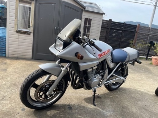 SUZUKI カタナ250 綺麗　マフラーカスタム　近隣送料無料‼︎