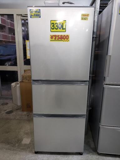 【クリーニング済】2〜3人暮らしにオススメです！ 東芝（TOSHIBA）冷蔵庫 330L 2019年製 シルバー【配送可】管理番号81104