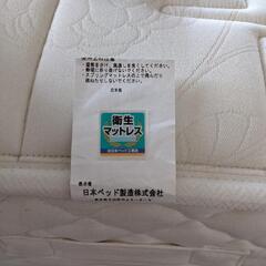 高級クインサイズベッド！の画像