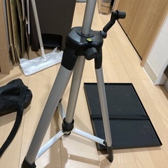 プロジェクター台　三脚