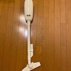 【決定済】マキタ 7.2V充電式クリーナー 4076D 2013...