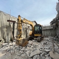 長期で働ける人で解体現場での運転手と作業員募集してます！の画像