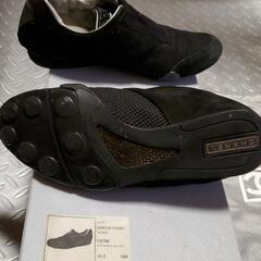 CHANEL　スニーカー　シャネルの画像