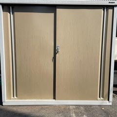 イナバ物置き
