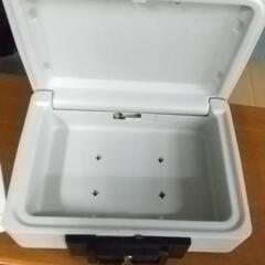 軽い金庫の画像