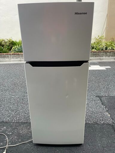 当日配送も可能です■都内近郊無料で配送、設置いたします■Hisense 冷蔵庫 HR-B12A 2016年製■HIS10A