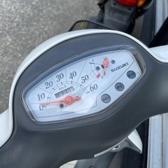 スズキ　レッツ4  カゴ、ボックス、U字ロック付きの画像