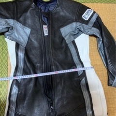 f-one バイク用　つなぎの画像