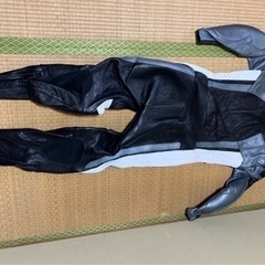 f-one バイク用　つなぎの画像