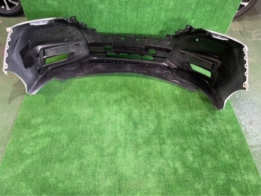 新品　セレナハイブリッド ハイウェイスター フロントバンパー