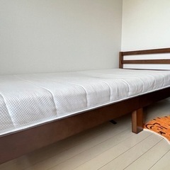 「無料」シングルベット+ベットマットレス 5月上旬渡しの画像
