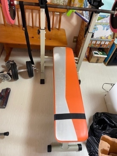 ベンチプレス　ダンベル全て付いてます！お得！
