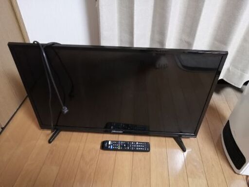 【受渡し予定者決定】Hisense　32型　TV【2020年11月購入】