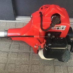 草刈機　刈払機　エンジン　ガソリン　携行缶の画像