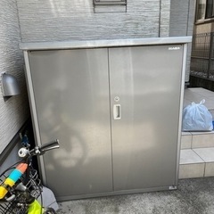 イナバ物置(取引中)