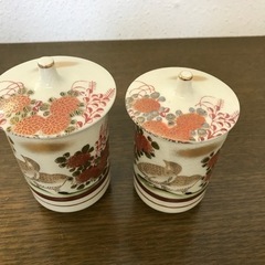 九谷焼　湯呑み　2客　未使用品　蓋付き　夫婦湯呑みの画像