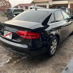 アウディA4 2.0Tの画像