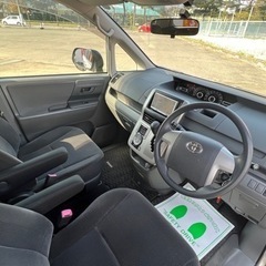 ノア　ご成約済み、ありがとうございました！　車中泊に！本車検2年付き☆グレード　YY☆アウトドアに！☆キーレス☆キャリア☆ETC☆DTV☆社外ナビの画像
