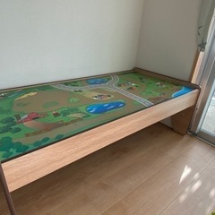 【10月中まで】おもちゃ遊び台