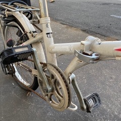 折りたたみ自転車　1000円の画像