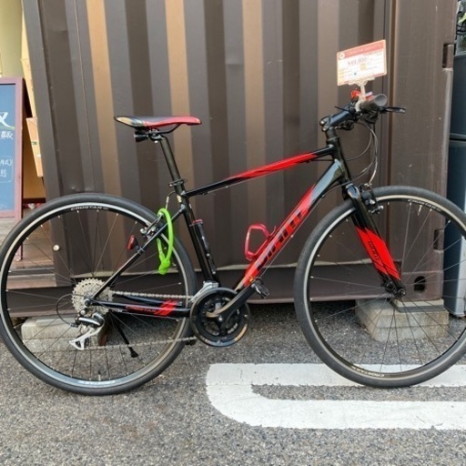 【売約済み】【美品】GIANT クロスバイク　CROSTAR 2021 Ｓサイズ　カラー:ブラック　黒　おまけ付き　ジャイアント　自転車