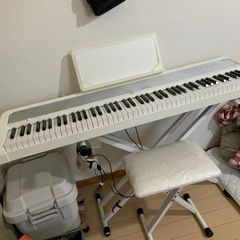 電子ピアノ　美品　88鍵盤