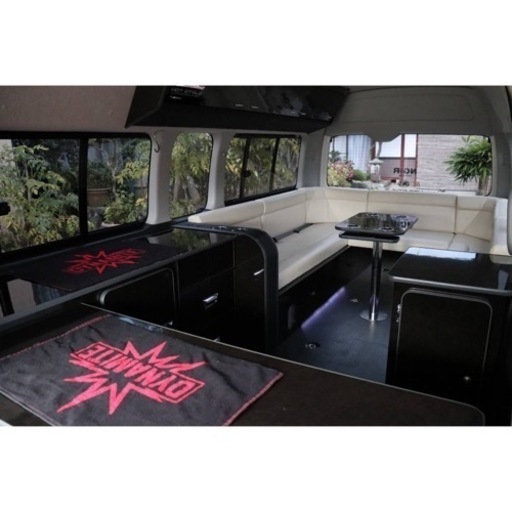 ハイエース　吊り棚　キャンピングカー