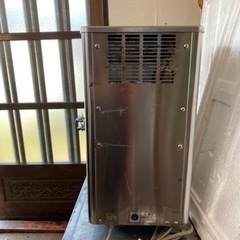 生ビールサーバー　　値下げしました❗️早い者勝ち　これからの季節家でバーベキューに生ビール❗️の画像