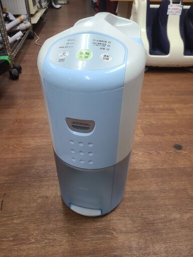 【リサイクルショップどりーむ天保山店】●371●　コロナ　除湿器　2011年製　CD-P6311
