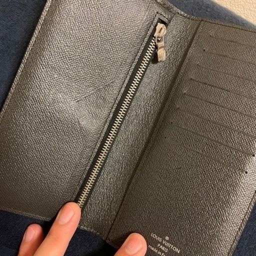 ルイヴィトン　タイガ　長財布　美品