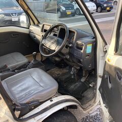 総額8.0万円★4WD★Tベルシール★AC＆パワステあり★平成14年式 スバル サンバートラック 4WD TB(TT2) 16.3万キロ 車検なし ホワイトの画像