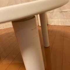 ニトリ　豆型ローテーブル　白　の画像