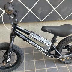 ランニングバイク KickerAvance ストライダーの画像