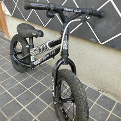 ランニングバイク KickerAvance ストライダーの画像