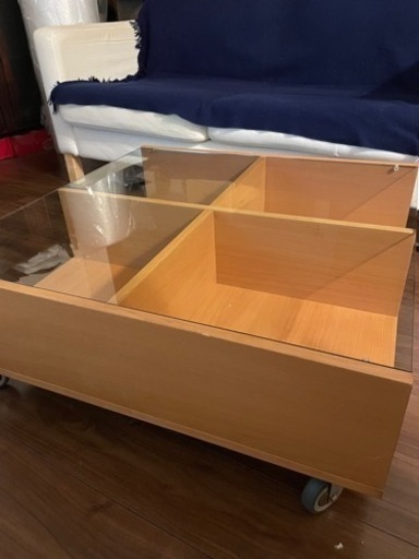 お迎えされました予定IKEA リビングテーブル　③