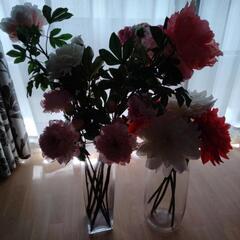 ガラス花瓶と造花の２点セット