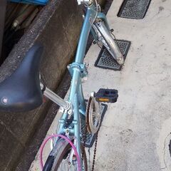 折りたたみ自転車　20インチ　FIAT