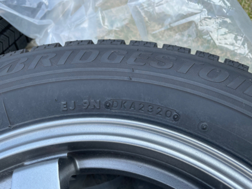 【最終値下】【美品】ブリザックvrx 195/65R15 プリウス30