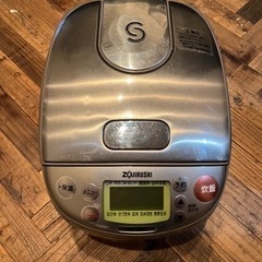 【無料で差し上げます】炊飯器の画像