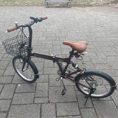 折りたたみ自転車　20インチ　ワインレッド