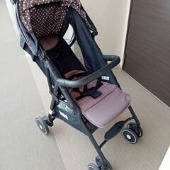 ベビーカー