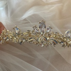 ウェディング　ティアラの画像