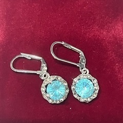 超上品イヤリング！！の画像