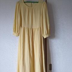 黄色のワンピース M