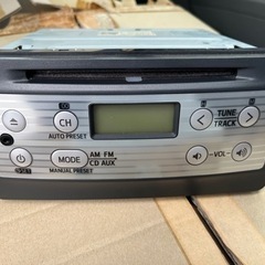 ダイハツ純正オーディオ　CD AUX ラジオ