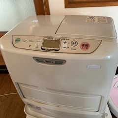 石油ファンヒーター　　