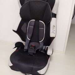 ジュニアシート　Combiコンビ　少し汚れ有り