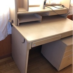 学習机  ※21日までにこられる方※の画像