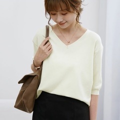 未開封の新品トップス(Fサイズ)2点セットを3000円で❣️