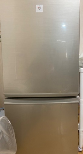 【お譲り先が決まりました。】冷蔵庫 シャープ 137リットル 2013年製